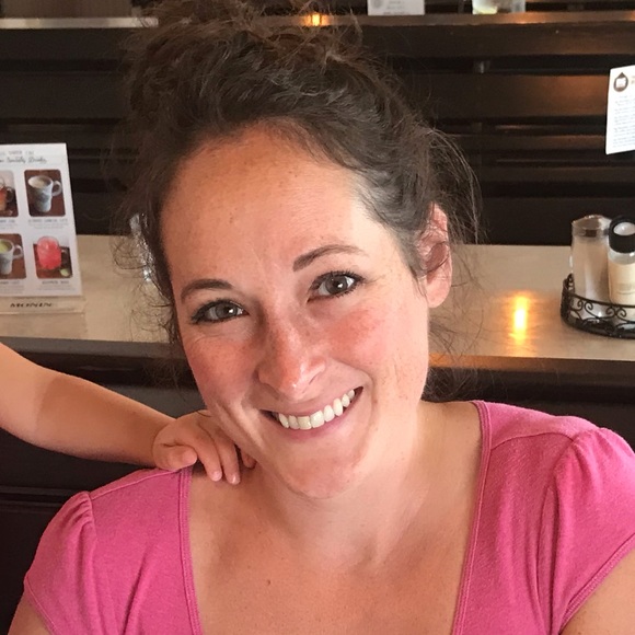 Meet your Posher, Veronica - Picture 1 of 1